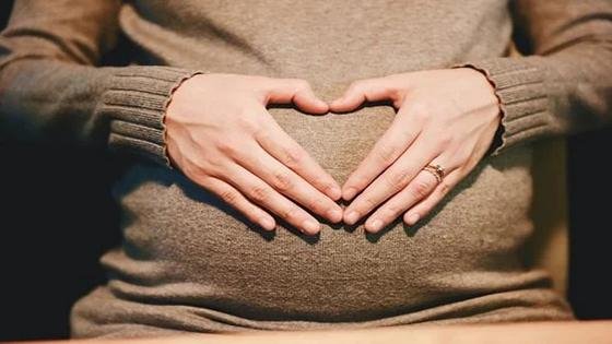 كيف اعرف اني حامل قبل الدورة؟